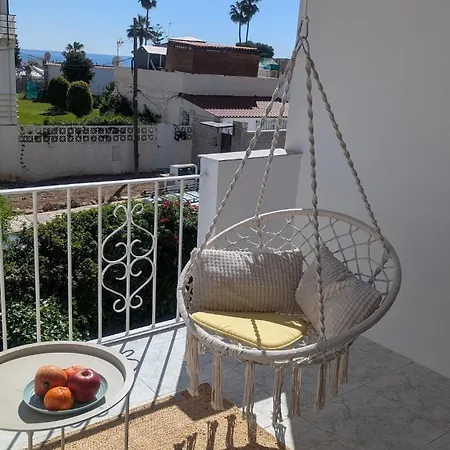 Lovely Casa Del Sol Close To The And Puerto Marina Benalmadena