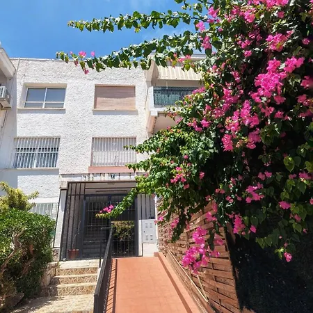 Lovely Casa Del Sol Close To The And Puerto Marina Lägenhet Benalmádena